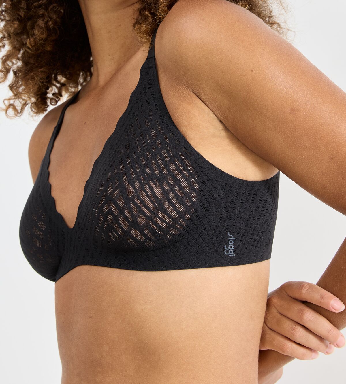 Sloggi ZERO Feel Bliss THE UP Μαύρο Σουτιέν με Αποσπώμενη Ενίσχυση - Image 4
