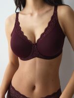 Triumph Minimizer Amourette W01 Wine Red Σουτιέν χωρίς Ενίσχυση με Μπανέλες